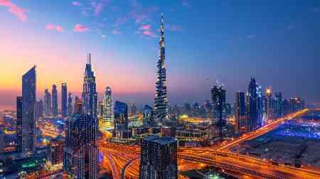 Why Invest in Dubai: Top 9 Reasons